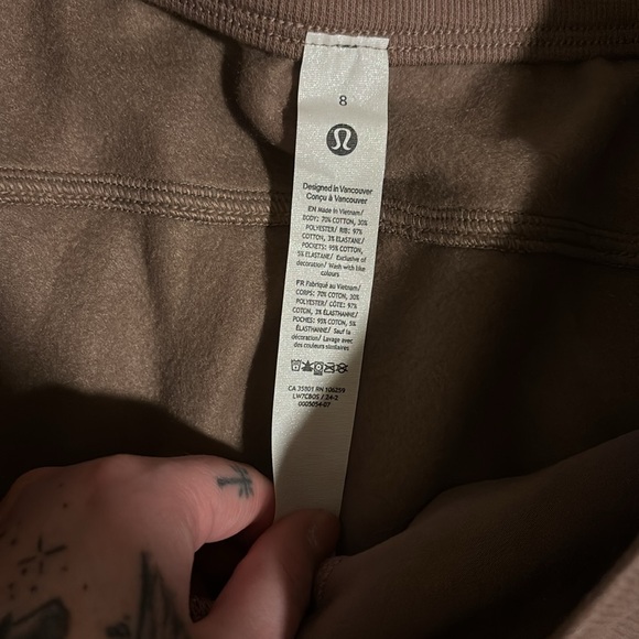 Lululemon Hi Rise Short 5” - Picture 2 of 5